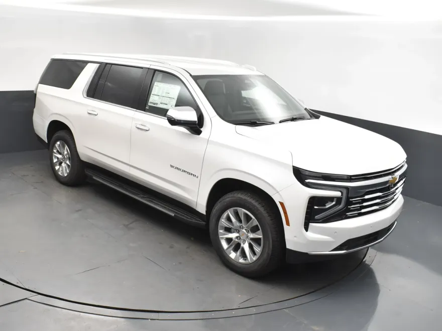 2025 Chevrolet Suburban Premier photo 1