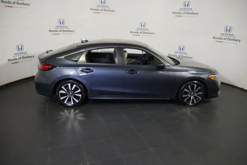 2022 Honda Civic EX-L photo 1