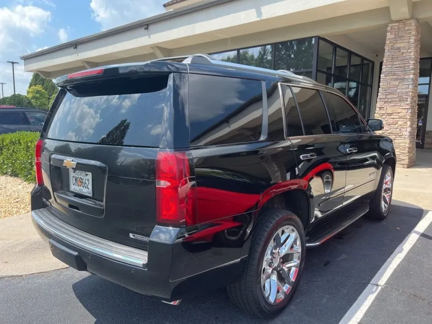 2017 Chevrolet Tahoe Premier photo 1