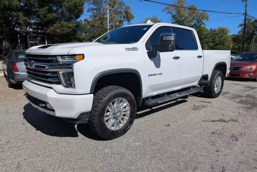 2022 Chevrolet Silverado 2500HD High Country photo 1