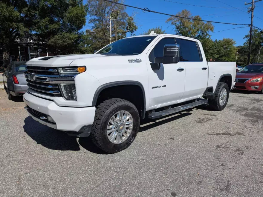 2022 Chevrolet Silverado 2500HD High Country photo 1