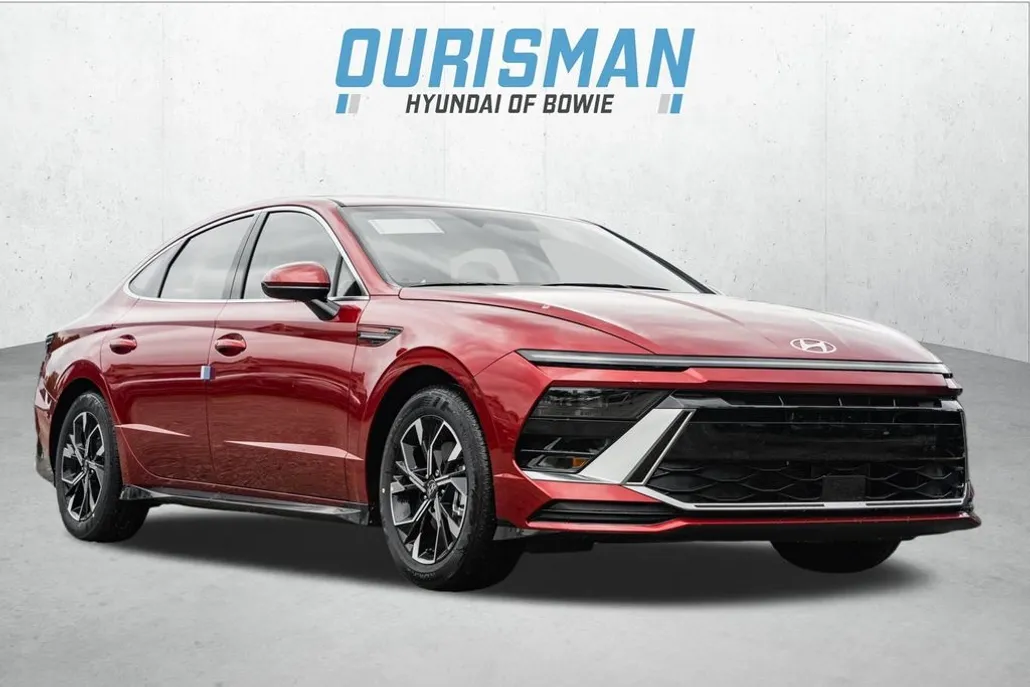 2025 Hyundai Sonata SEL photo 1