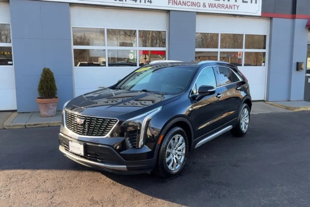 2019 Cadillac XT4 Premium Luxury photo 1