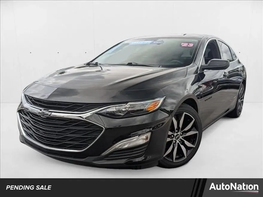 2023 Chevrolet Malibu RS photo 1