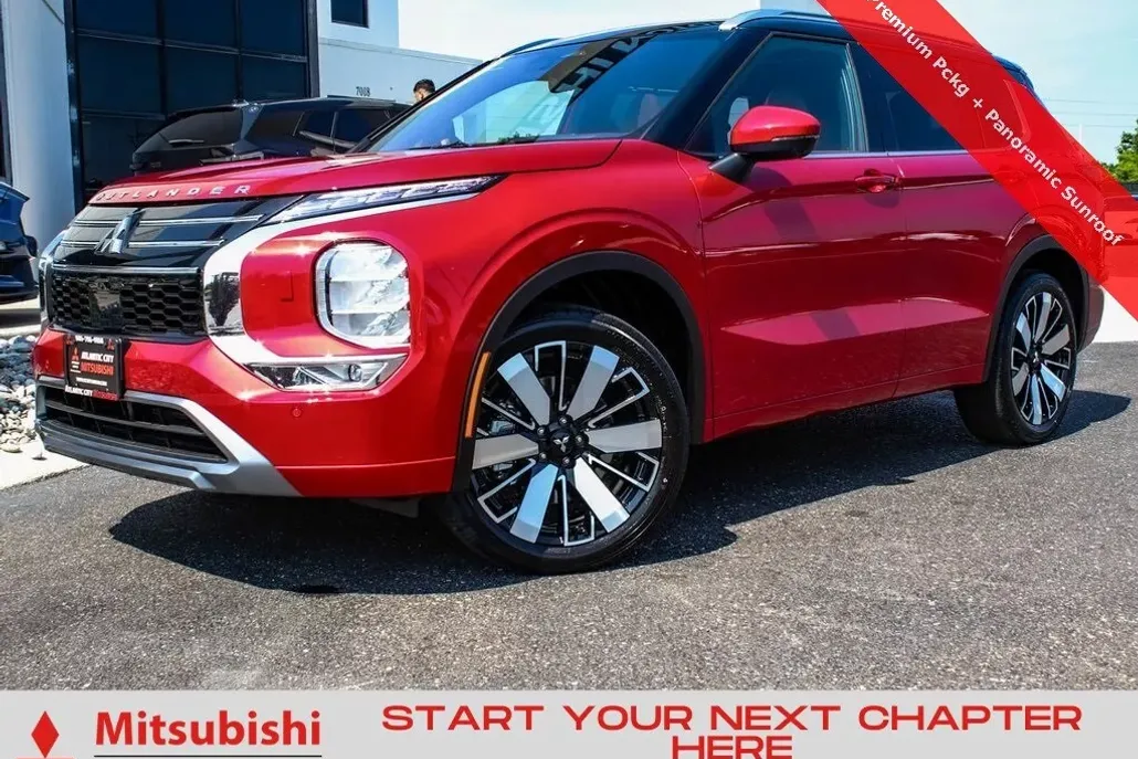 2025 Mitsubishi Outlander SEL photo 1