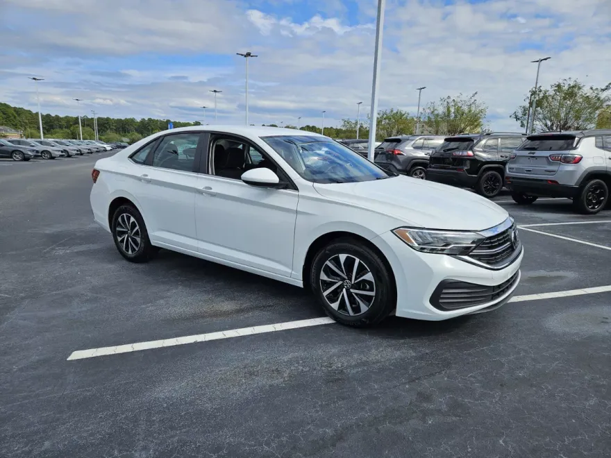 2024 Volkswagen Jetta 1.5T S photo 1
