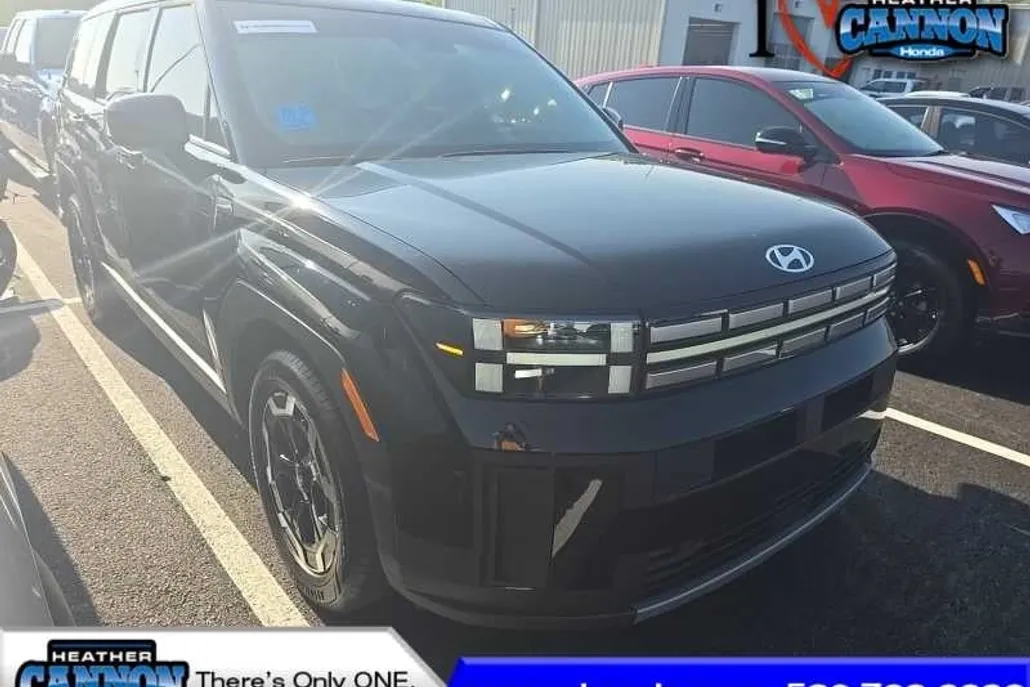 2024 Hyundai Santa Fe SE photo 1