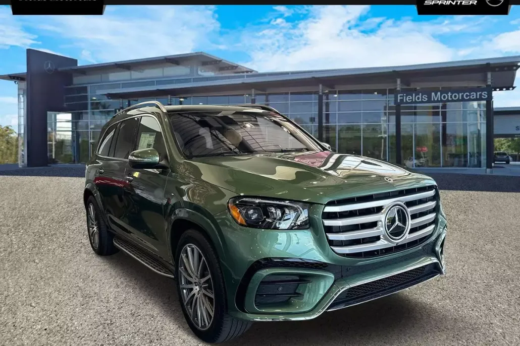 2025 Mercedes Benz GLS 580 4MATIC photo 1