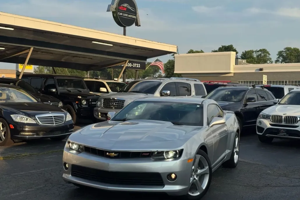 2015 Chevrolet Camaro Coupe photo 1