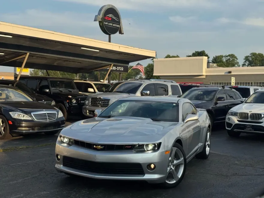 2015 Chevrolet Camaro Coupe photo 1