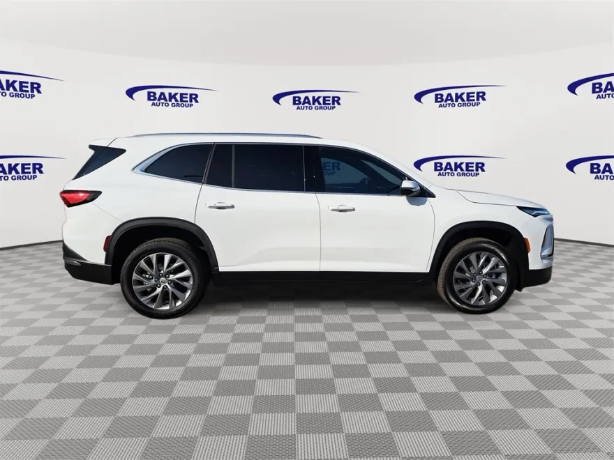 2025 Buick Enclave Preferred photo 4