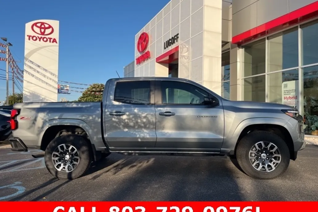 2024 Chevrolet Colorado Z71 photo 1