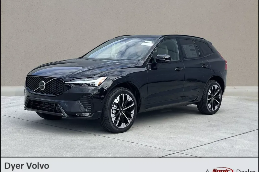 2026 Volvo XC60 B5 Plus photo 1