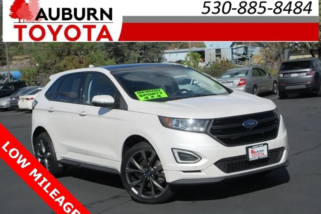 2017 Ford Edge Sport photo 1