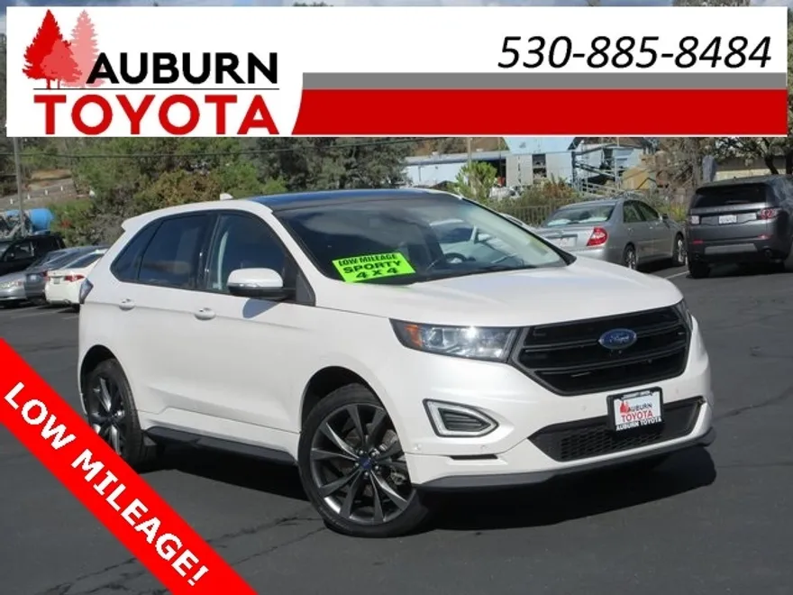 2017 Ford Edge Sport photo 1
