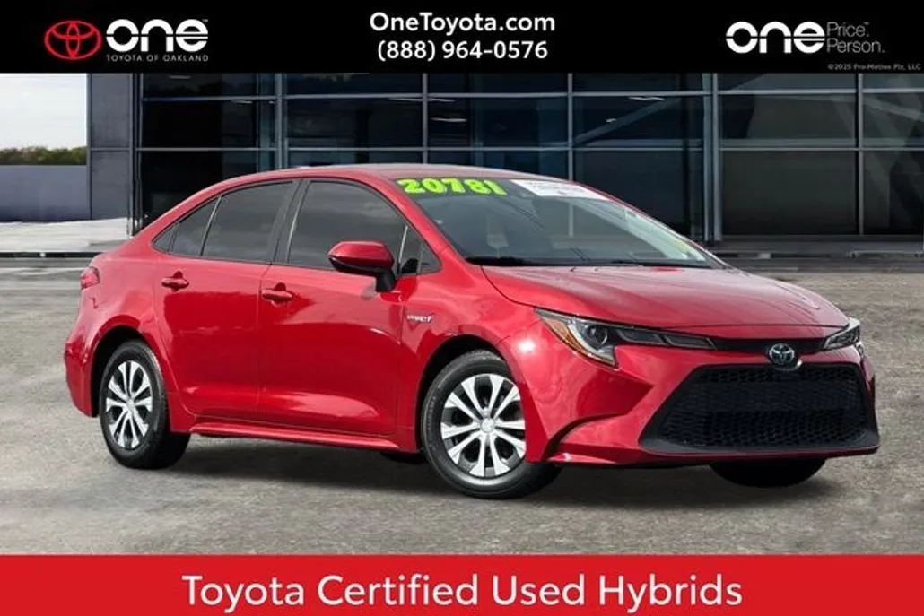 2021 Toyota Corolla Hybrid LE photo 1