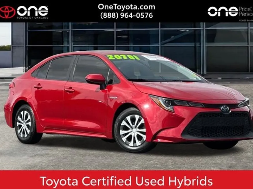 2021 Toyota Corolla Hybrid LE photo 1