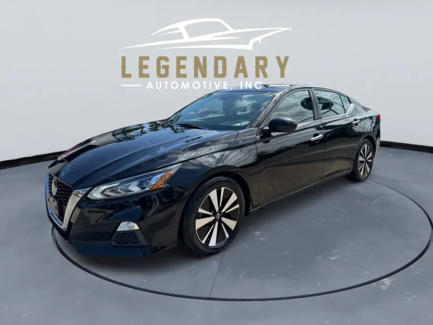 2021 Nissan Altima SV photo 1