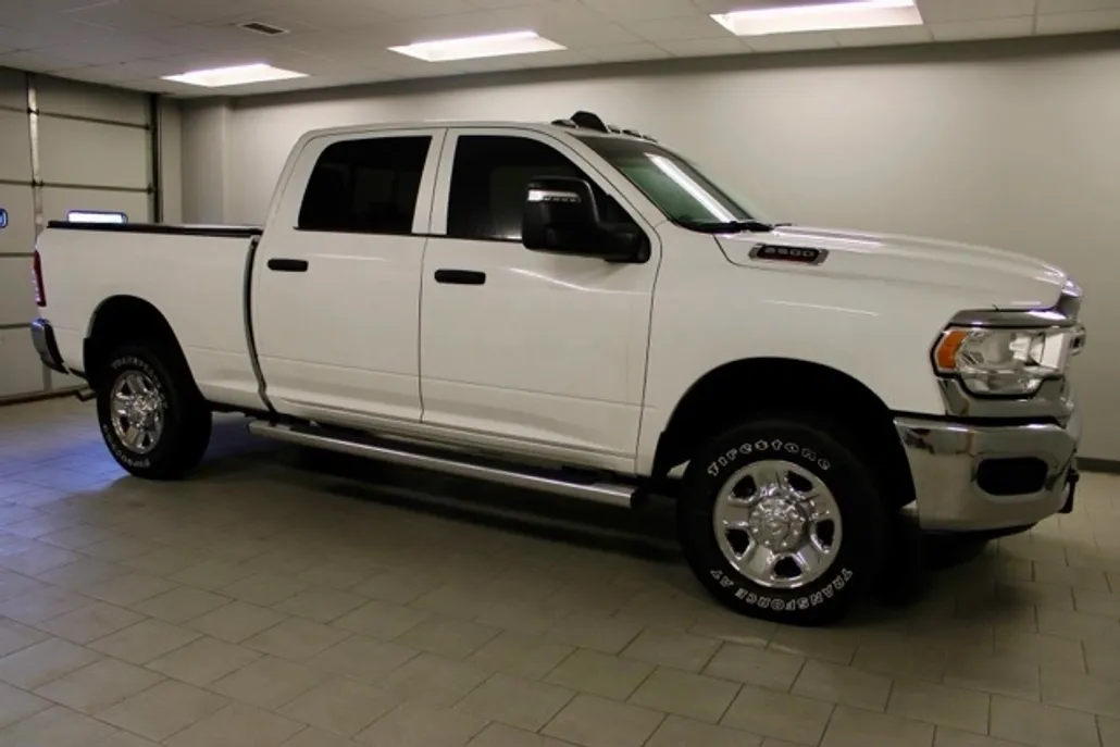2024 Ram 2500 Tradesman photo 1