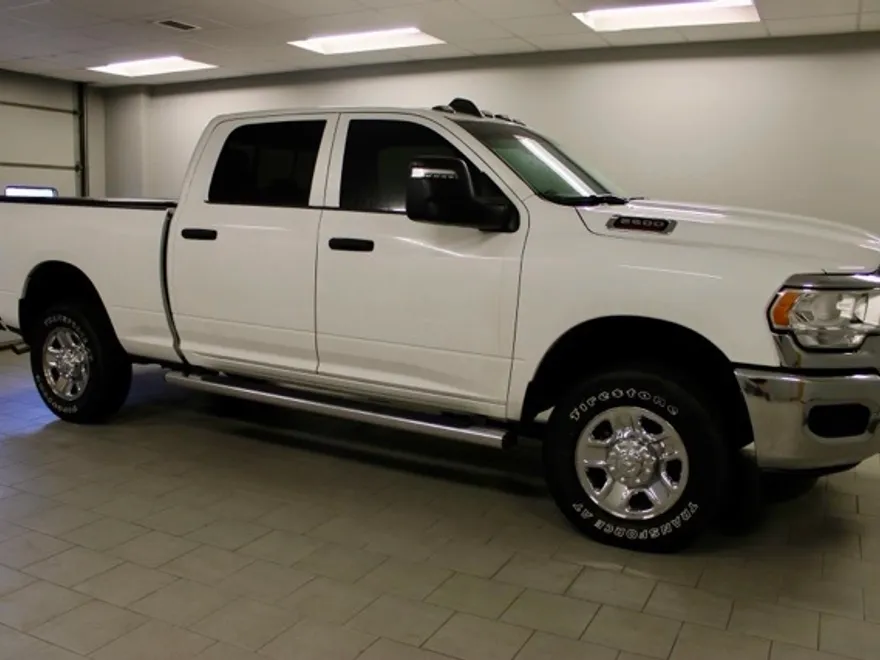 2024 Ram 2500 Tradesman photo 1