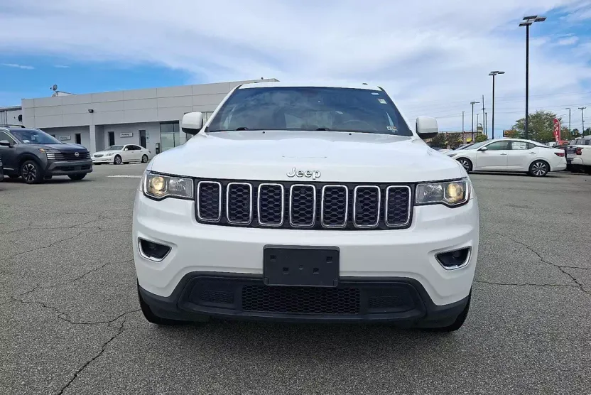 2021 Jeep Grand Cherokee Laredo E photo 1