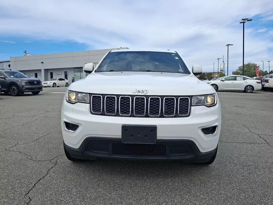 2021 Jeep Grand Cherokee Laredo E photo 1