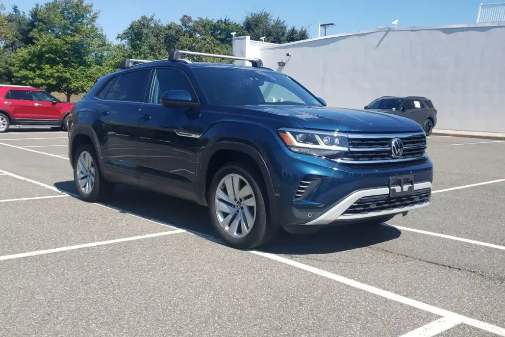 2022 Volkswagen Atlas Cross Sport SE Technology photo 1