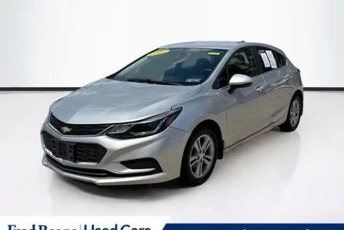 2017 Chevrolet Cruze LT photo 3