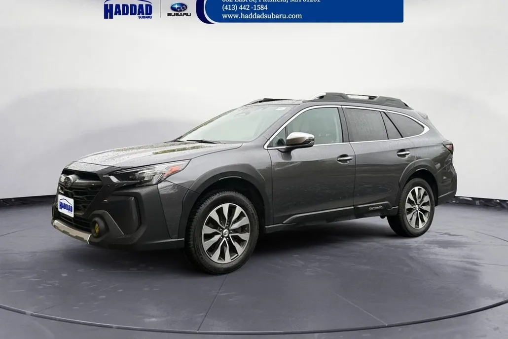2023 Subaru Outback Touring XT photo 1