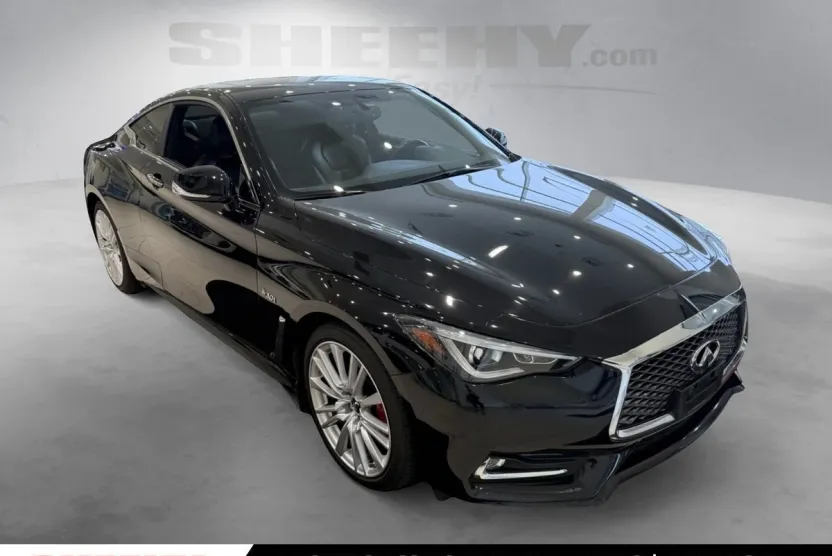 2017 Infiniti Q60 Red Sport 400 photo 1