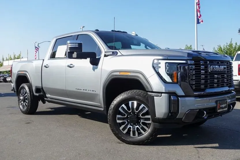2024 Gmc Sierra HD Denali Ultimate photo 1
