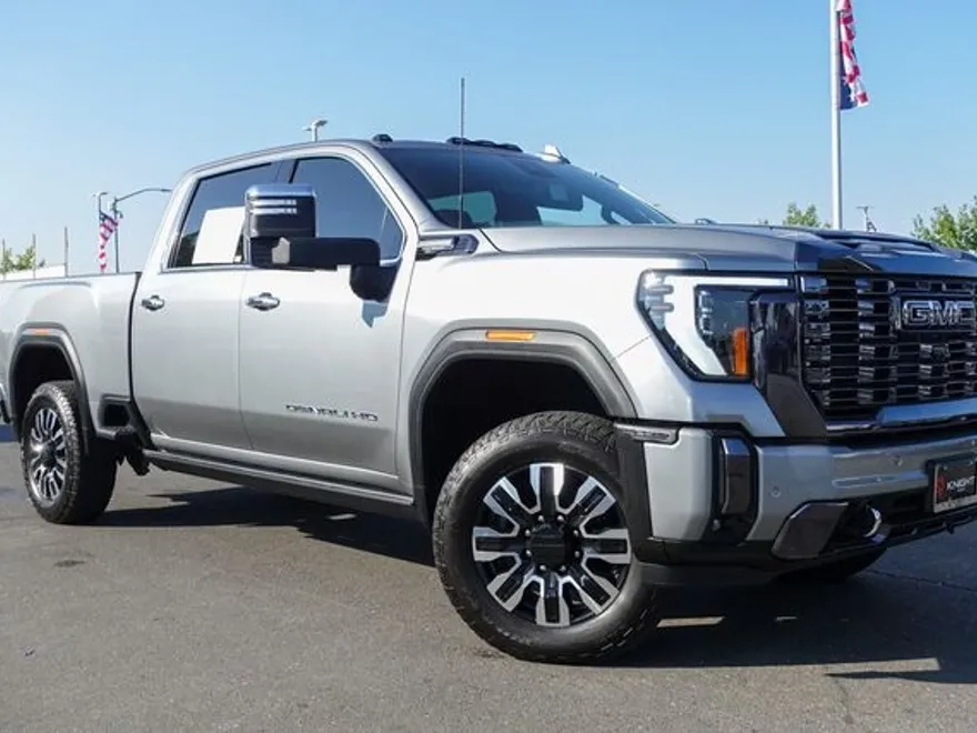 2024 Gmc Sierra HD Denali Ultimate photo 1
