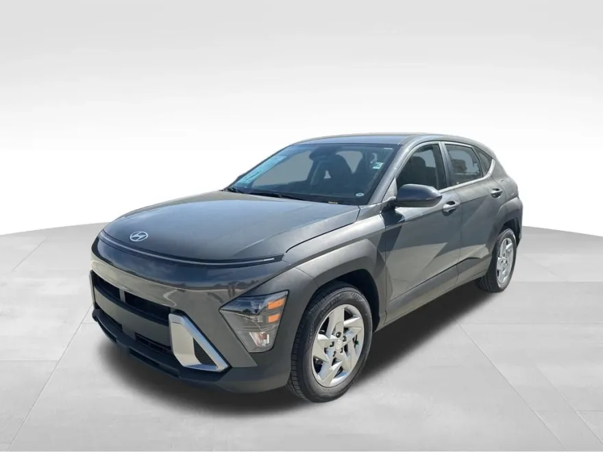 2026 Hyundai Kona SE photo 1