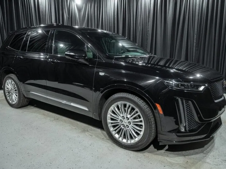 2020 Cadillac XT6 Sport photo 1