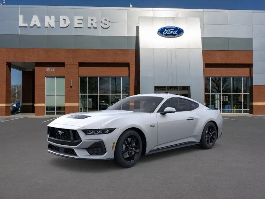 2025 Ford Mustang GT photo 1