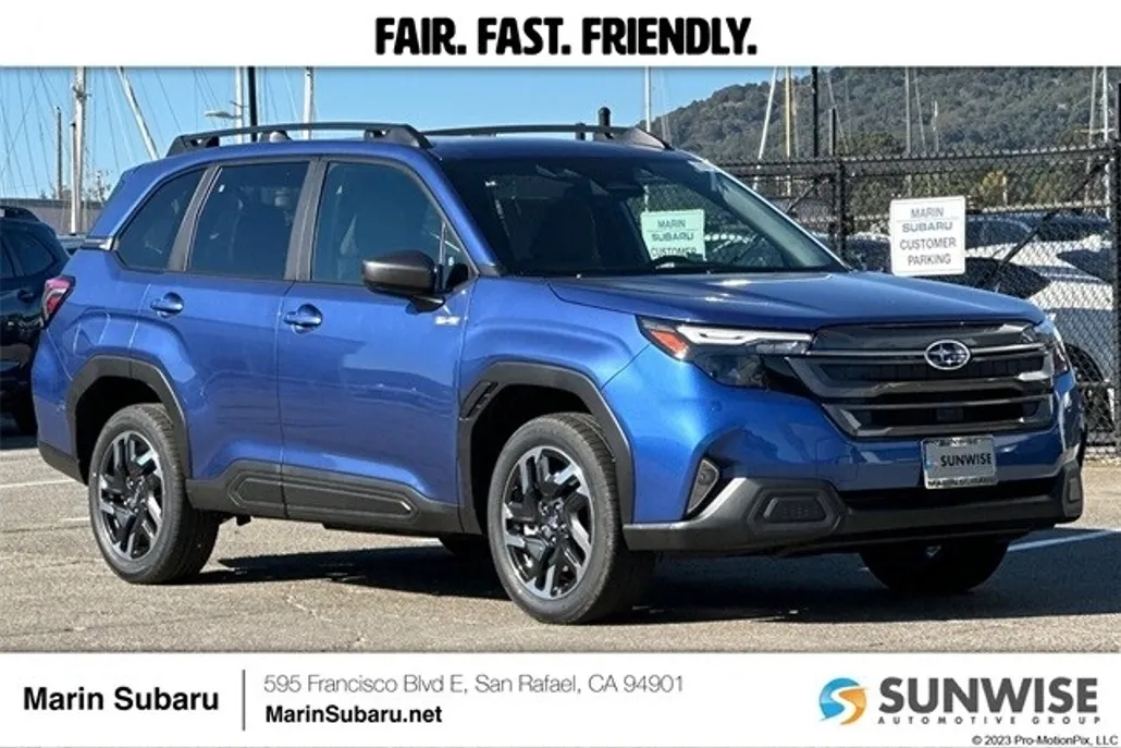 2025 Subaru Forester Premium photo 1