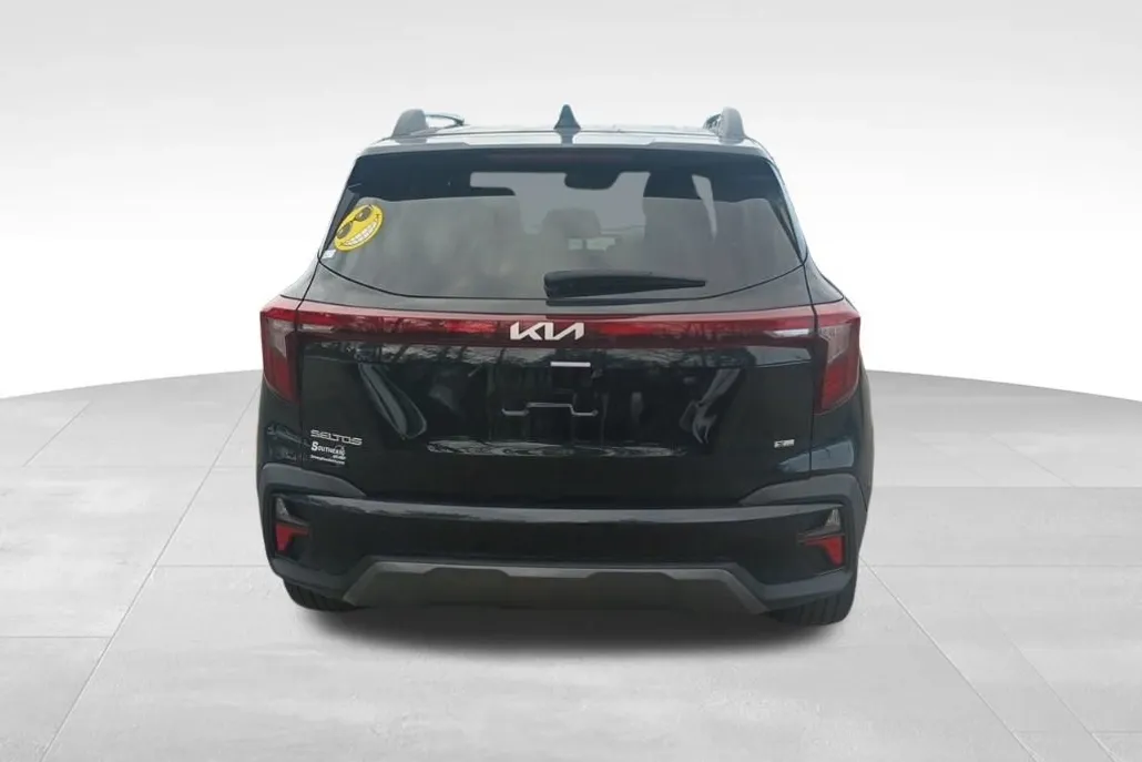 2024 Kia Seltos X-Line photo 1