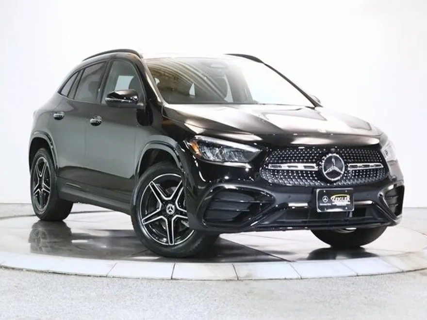 2025 Mercedes Benz GLA 250 4MATIC photo 1