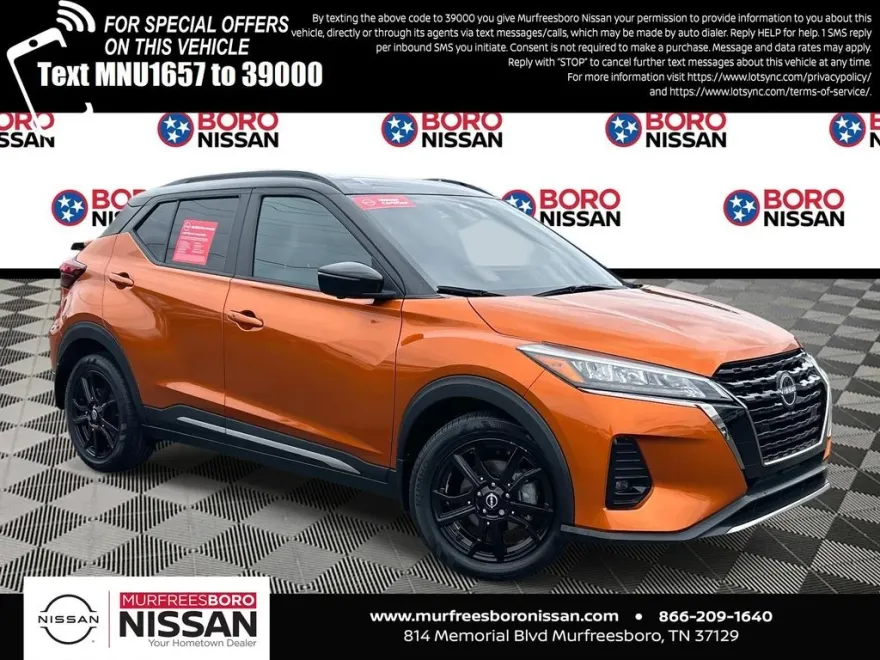 2023 Nissan Kicks SR photo 1
