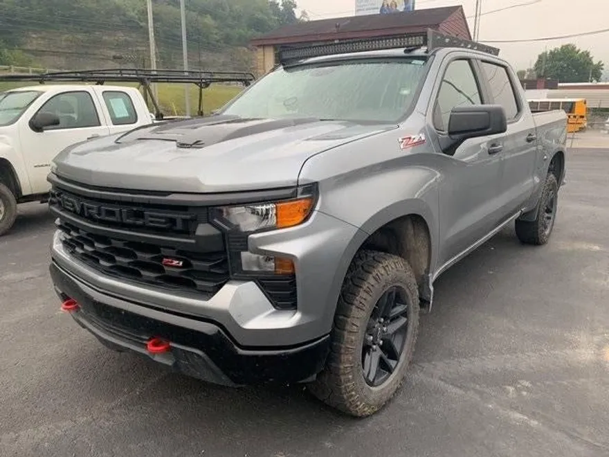 2023 Chevrolet Silverado 1500 Custom Trail Boss photo 1