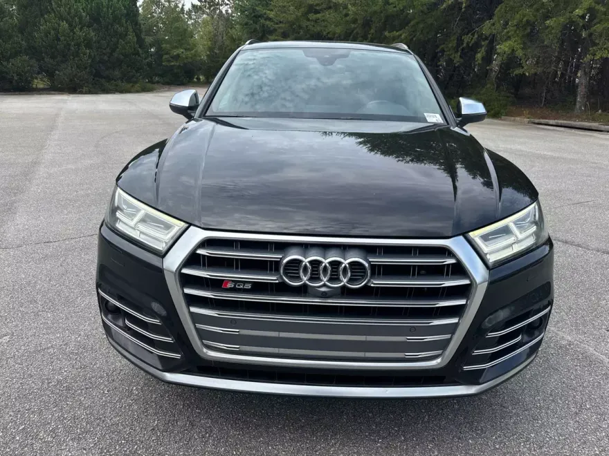 2020 Audi SQ5 Prestige photo 1