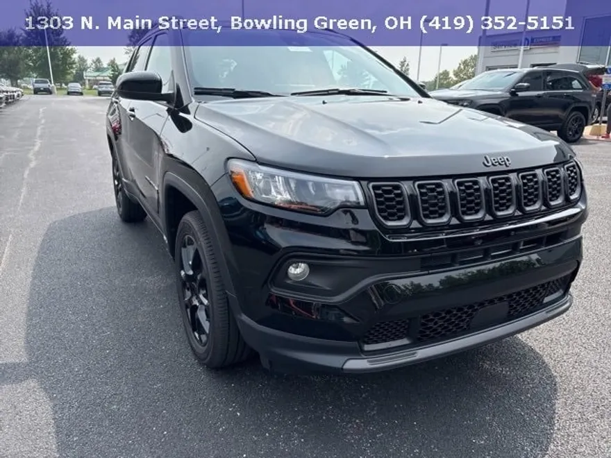 2025 Jeep Compass Latitude Altitude Special Edition photo 1