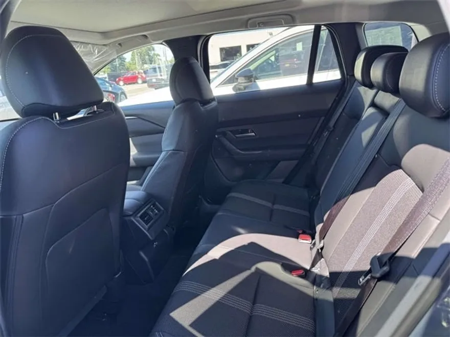 2025 Mazda CX-50 2.5 S Premium photo 1