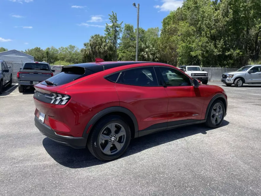 2021 Ford Mustang Mach-E Select photo 1