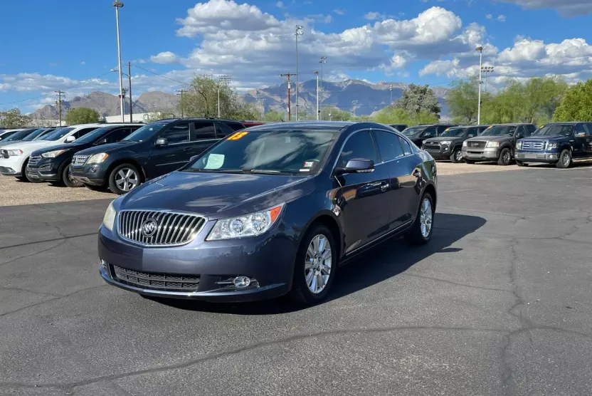 2013 Buick LaCrosse Leather photo 1