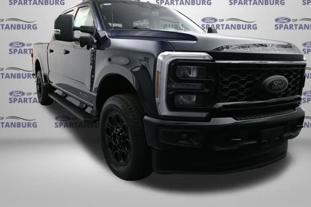 2025 Ford F-250 photo 1