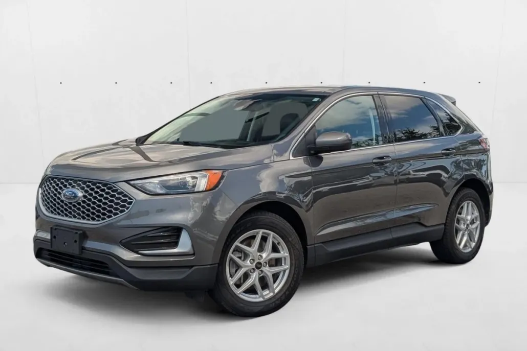 2023 Ford Edge SEL photo 1