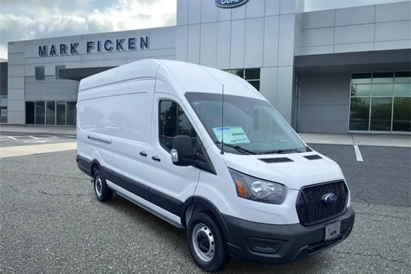 2025 Ford Transit photo 1
