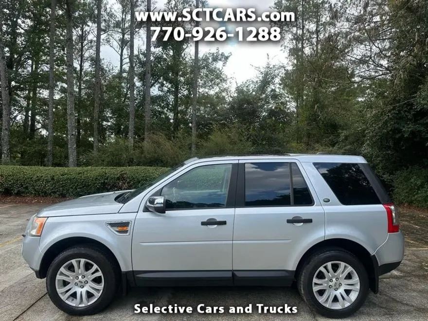 2008 Land Rover LR2 SE photo 1