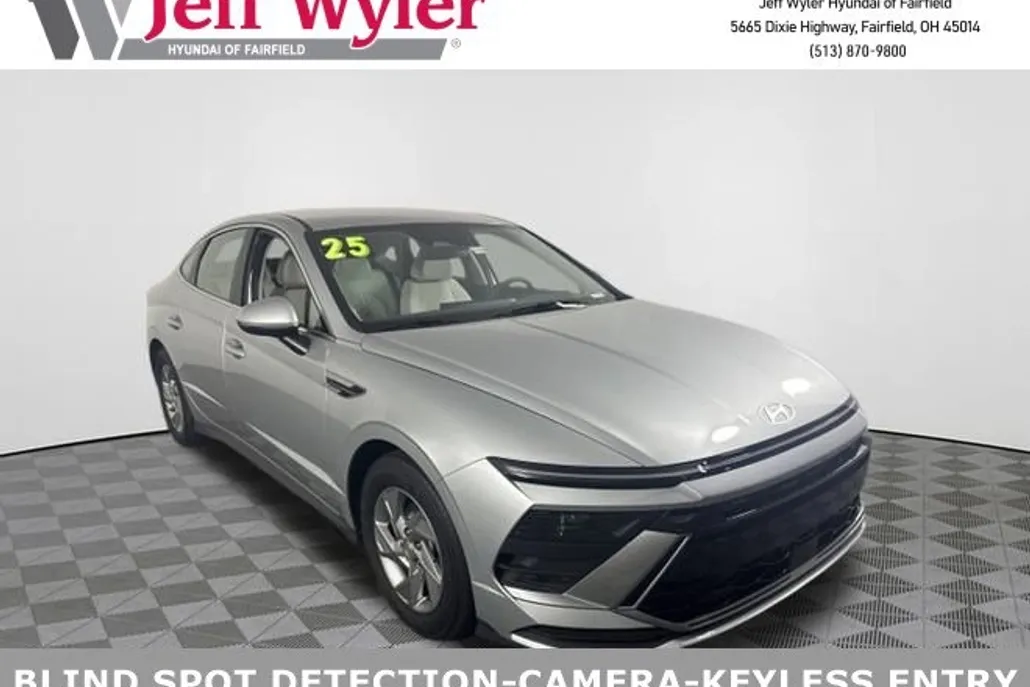 2025 Hyundai Sonata SE photo 1